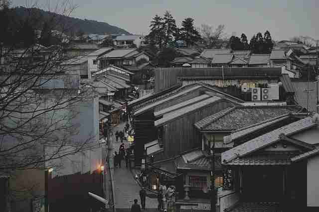 探花精选现场感体验提升研究|角色代入拍摄方式沉浸感极强